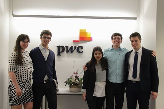 Une équipe d’étudiants en échange à l’ESG se démarque à la PwC Case Competition