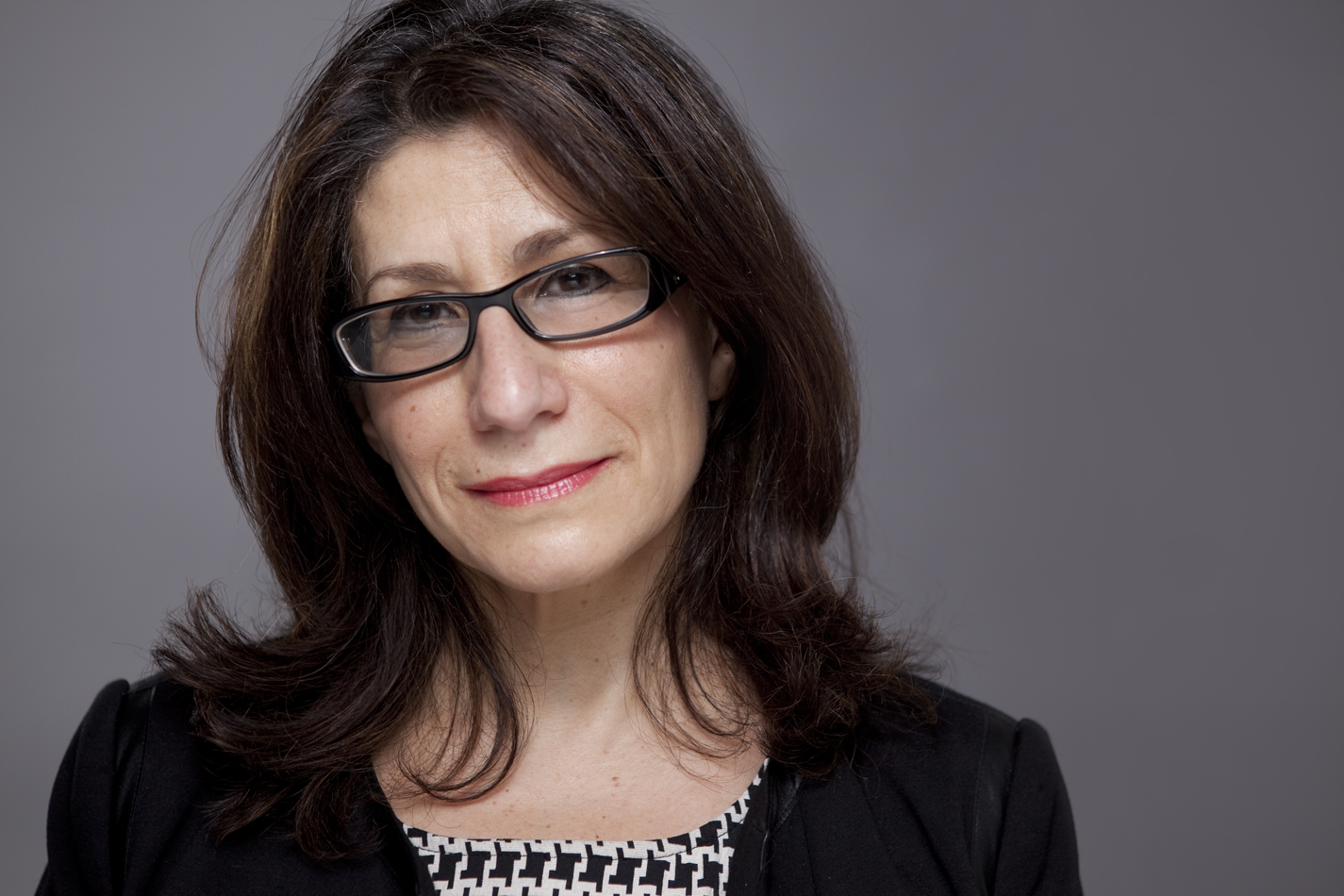 La professeure Julia Csergo publie un livre sur les enjeux de la gastronomie française à l’Unesco