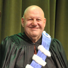 Doctorat honoris causa à Jean Pierre Desrosiers