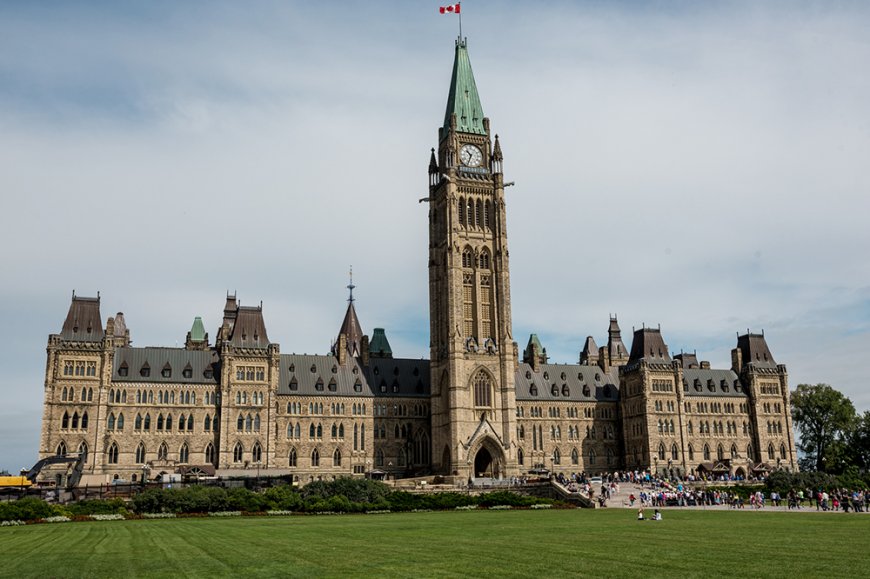 4 diplômés de l’ESG UQAM représenteront leurs concitoyens à la Chambre des communes