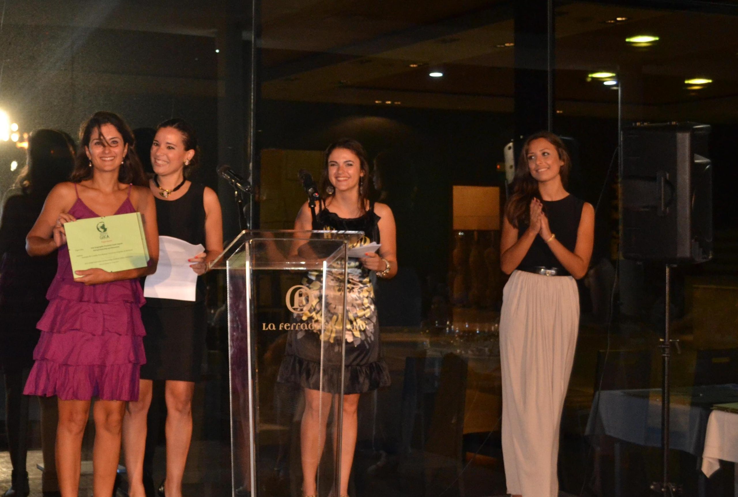 Soumaya Ben Letaifa et Yves Rabeau remportent un Paper Award du Global Innovation and Knowledge Academy