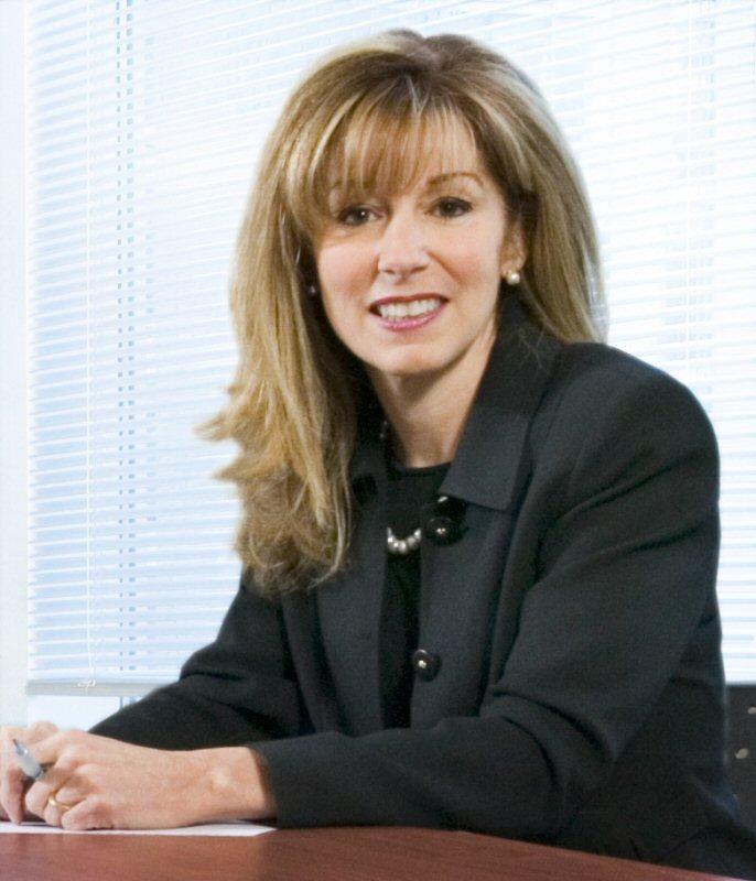 Lynn Jeanniot, M.B.A. 93, figure dans le Top 100 2012 des femmes les plus puissantes du Canada
