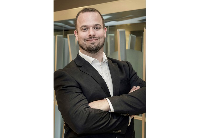 40 ans du MBA : Portrait de Maximilien Roy, président-directeur général du Regroupement des jeunes chambres de commerce du Québec