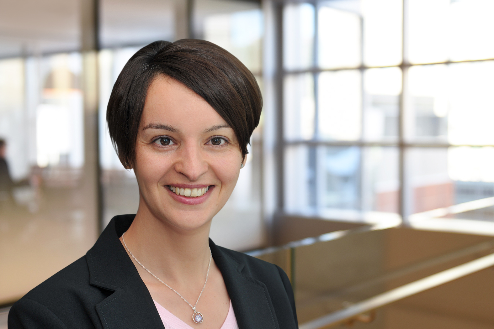 Une diplômée présente les résultats de son mémoire au Symposium 2018 de l’ACFE