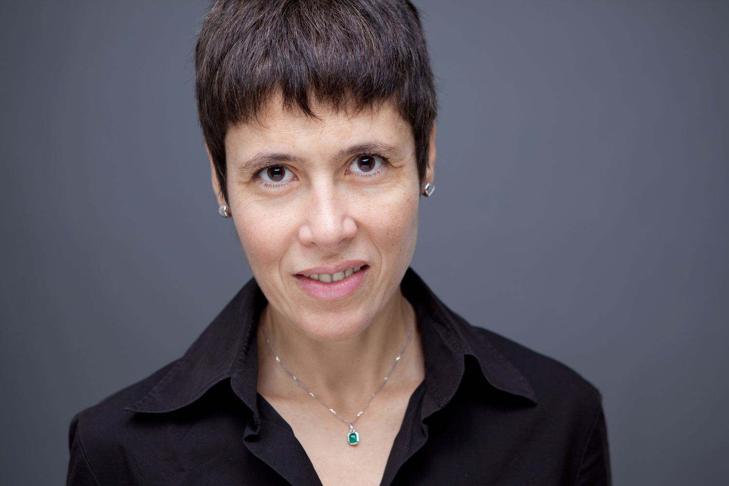 La professeure Hélène Sultan-Taïeb obtient une subvention pour son projet de recherche sur les coûts attribuables aux contraintes psychosociales au travail